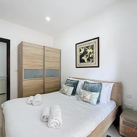 3br Balcony Gem *