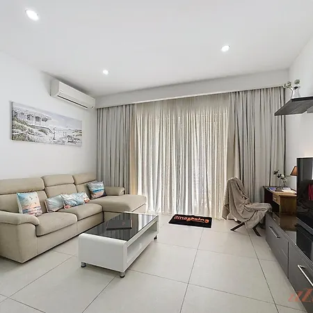 Appartement 3br Balcony Gem