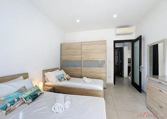 3br Balcony Gem Appartement *