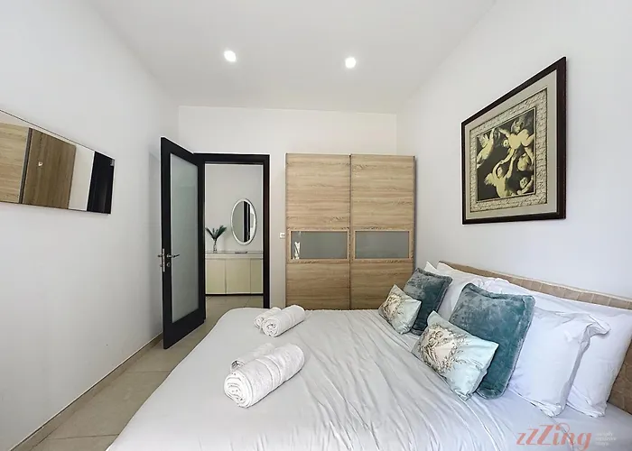 3br Balcony Gem Daire *