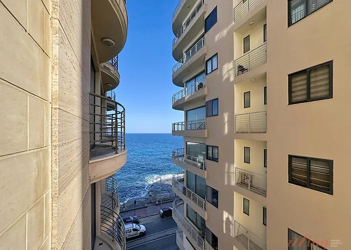 Daire 3br Balcony Gem *