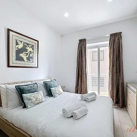 3br Balcony Gem *
